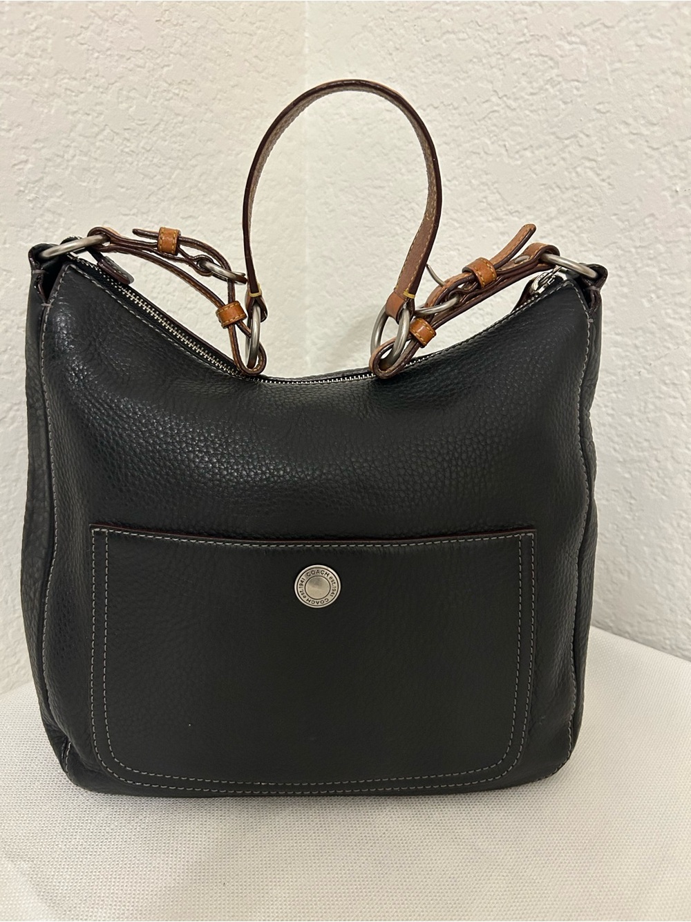Vintage Coach Chelsea Black Pebbled Leather Hobo Shoulder Bag Tan Strap Hangtag